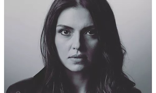 YASEMİN BALIK'TEN EP: 'KAFAM BOZUK'